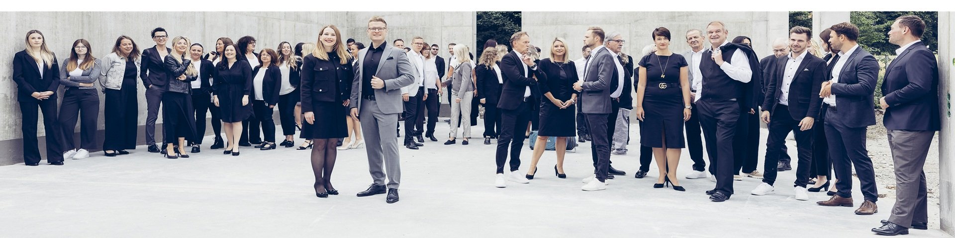 Layer Immobilien & Bau-cover-image